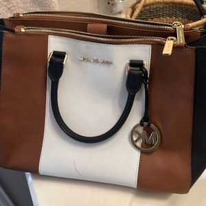 Michael Kors … Show Stopper tri color black ,brown ,white